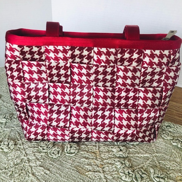 Harvey’s The Original Seatbelt Handbag in Red & White